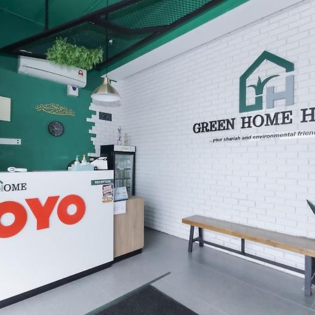 Oyo 90399 Green Home Hotel Syariah Sepang Exterior photo